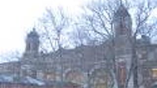 ２０世紀前半のヨーロッパからの移民のほとんどはここを通過したそうです。