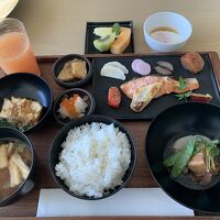 ルームサービスの和朝食