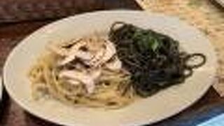 ポルケッタとパスタを赤ワインで！