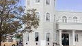 前方後円墳を象ったケーキ「もずふる」