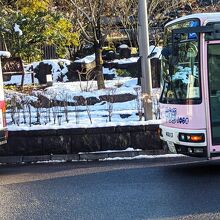 信長ゆめ広場前のバス乗り場