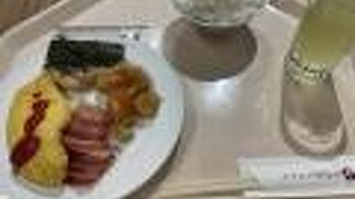 朝食ビュッフェ