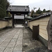 五日市街道沿いにあるお寺