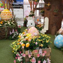 ホワイティうめだ 