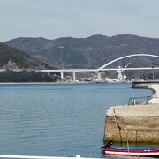 沼隈半島の南、田島に渡る美しい橋