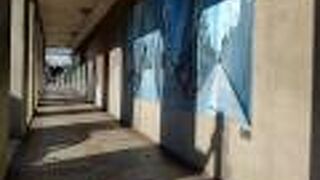 六本木トンネル内の壁画アート