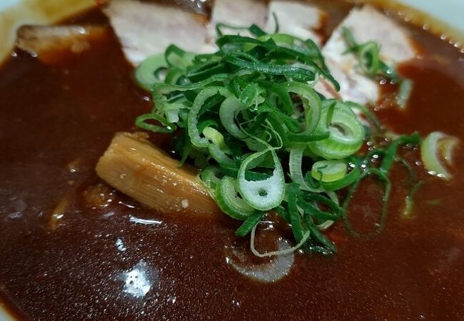 駅地下の和歌山ラーメン