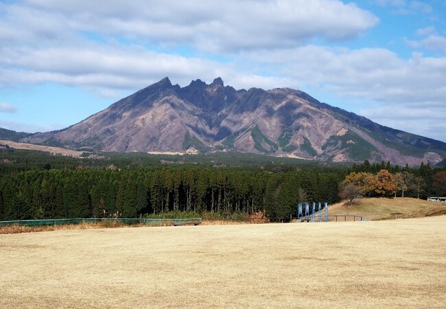 阿蘇五岳の中の一つ「根子岳」