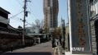 参道が今も見られます。