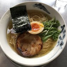 私が注文した柚子ラーメン（塩）美味しいです