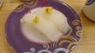 平日なのに開店と同時にほぼ満席ですよ。