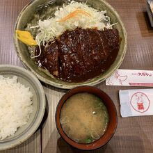 ロースカツ定食