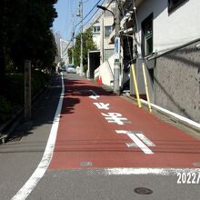 坂下からの景観です。