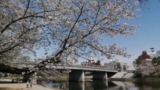 名前どおりの橋