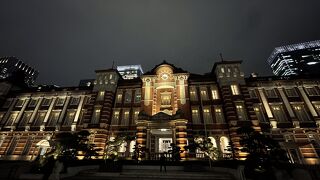 モダンで美しい赤レンガ