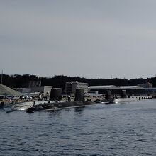 4隻まとめて潜水艦