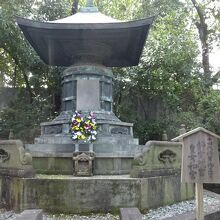 皇女和宮のお墓