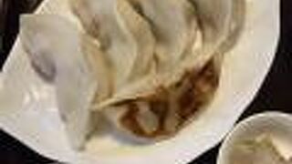 貘 餃子とワインバル 