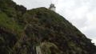 階段を観ると躊躇う灯台