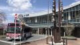 JR亀岡駅構内にあり、観光案内とお土産販売をしています。