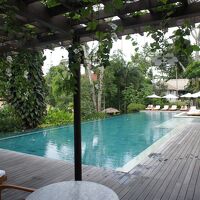 パブリックプール