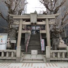 誕生八幡神社