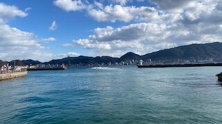 関門海峡をのぞむ