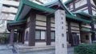 青松寺の住職が開山