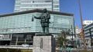 駅前の家康