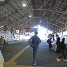 終点「近鉄・吉野駅」構内。