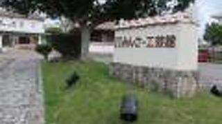 伝統工芸の八重山みんさーの展示と販売