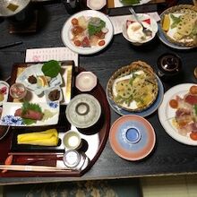 値段の割に豪華な食事で満足