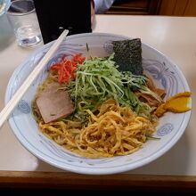 冷やし中華100円増し(麺2倍)の800円