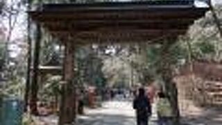 高尾山薬王院の入り口