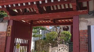 中国風で不思議な感じです