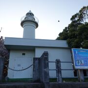 高さ16メートルの白亜の灯台