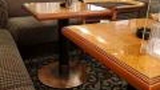 コーヒーで休憩　英國屋