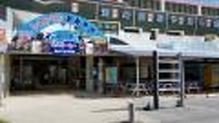 海中道路真ん中にある