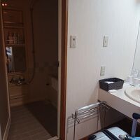 洗面所と部屋のお風呂