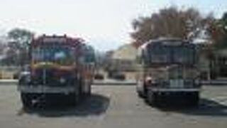 ２台のボンネットバスが揃い踏みでした。