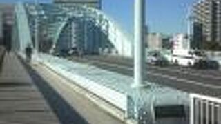 茅場町と深川を結ぶ