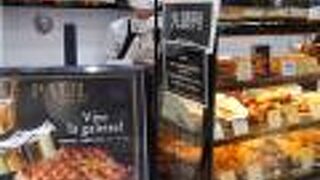 イートインスペースは奥の方にあります