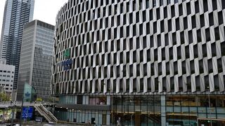 全面改装成った阪神百貨店本店