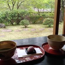 休憩所「おおすみ山居」でお抹茶をいただきました(500円)