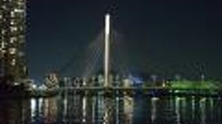 レインボーブリッジと同日の開通の橋