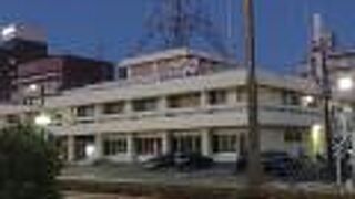 大きな電波塔が印象的