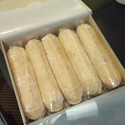 生ケーキも焼き菓子もおいしい