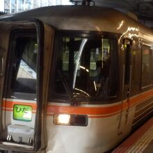 高山線　特急　ひだ