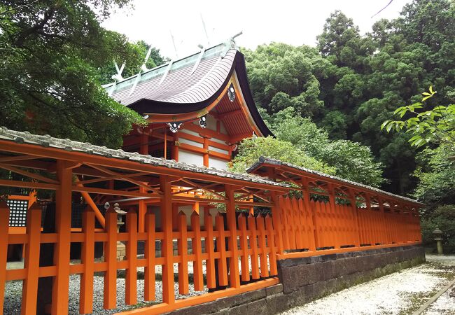 海底の蛸から取り上げた神剣が御神体