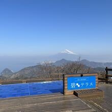 山頂の「碧テラス」からの絶景